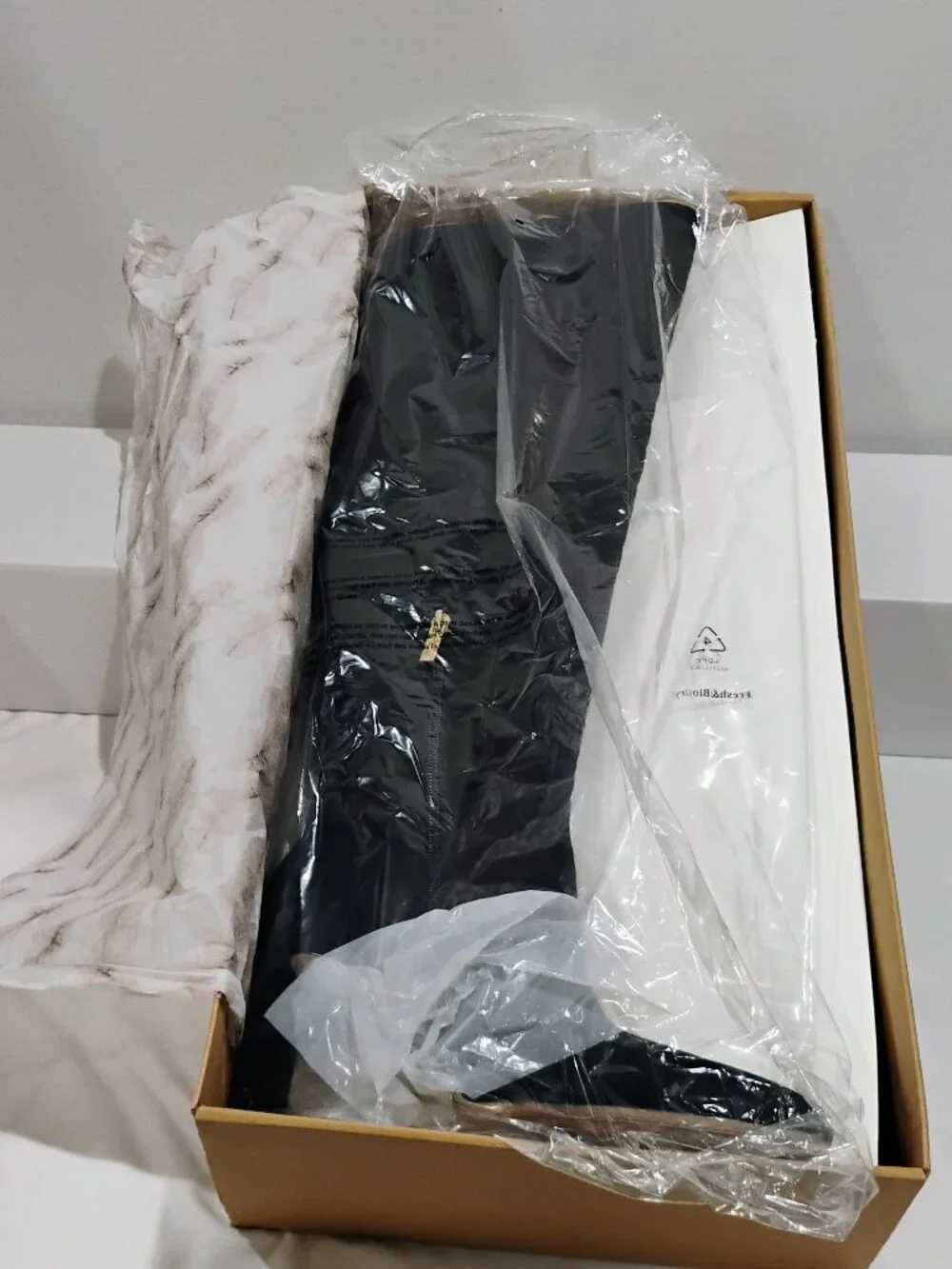 New in Box Jessica Simpson Sussta Over The Knee Calf Boot, Black, Size 10 M